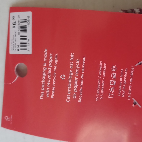 4/$30 New Gingerbread Cozy Socks - Size 5-9 - Picture 5 of 5